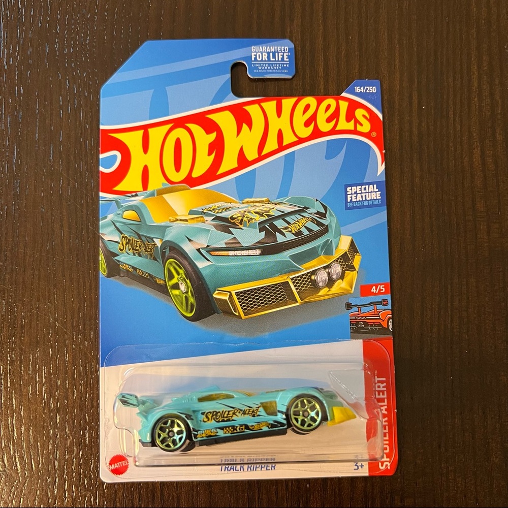 Hot Wheels Spoiler Alert Blue and Yellow Track Ripper Car 4/5  164/250